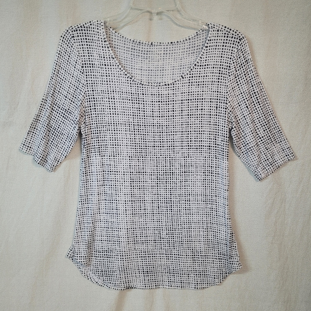 Apt 9 Blouse Women's Small, Black and White Patterned Silky Knit Classic